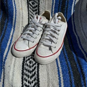 Converse Chuck Taylor’s white size 5.5y youth size 7 women